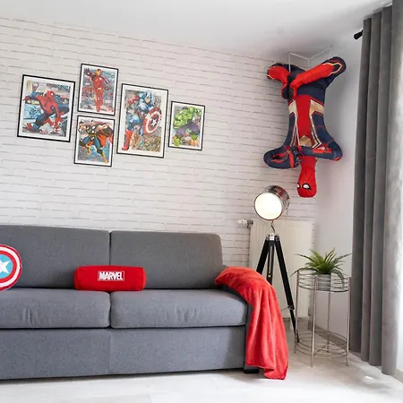 Air-conditioned Apartment, Walking Distance To - Magical Homes, Paris * סאריס