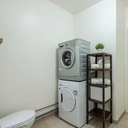 Air-conditioned Apartment, Walking Distance To - Magical Homes, Paris דירה